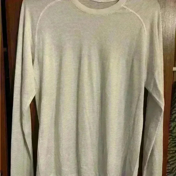 SOLD!!!! BULK  LULULEMON SHIRTS men’s shirts Med  & Large sizes. - Picture 9 of 15